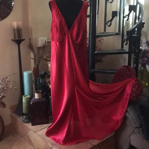 Vintage Red Chiffon Satin Full Sweep Long Maxi Nightgown Slip Dress Lingerie